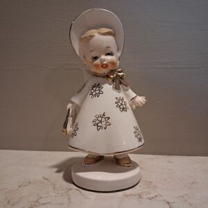 Vintage NAPCO Girl Angel Figurine Gold Bow Bonnet Hat #S577D White and Gold